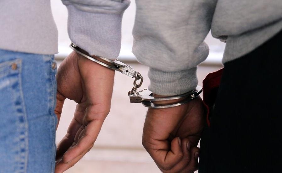 دستگیری 5 نفر از عوامل نزاع و درگیری در کرمانشاه دستگیری 5 نفر از عوامل نزاع و درگیری در کرمانشاه