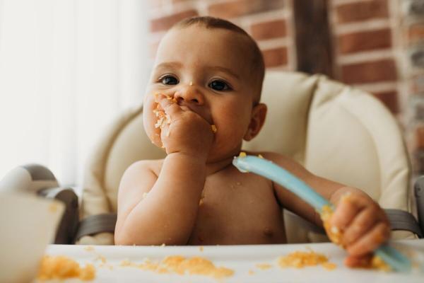 ممنوعیت های غذایی در بچه ها زیر یک سال