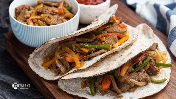 طرز تهیه فاهیتای گوشت؛ غذای لذیذ مکزیکی طرز تهیه فاهیتای گوشت؛ غذای لذیذ مکزیکی
